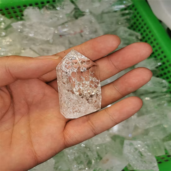 Points de pierres précieuses en cristal de roche fissuré naturel